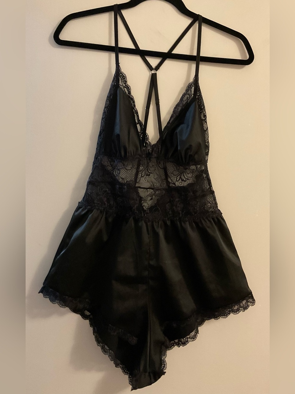 EUC black satin and lace lingerie romper - Picture 2 of 11